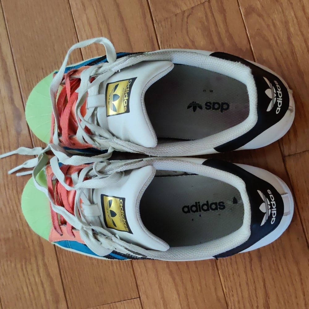 Cute girls adidas sneakers - Picture 4 of 6